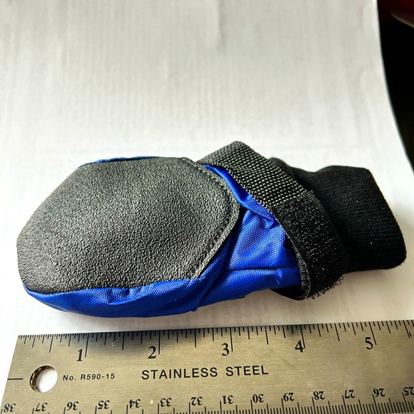 NWT dog booties - Picture 4 of 4